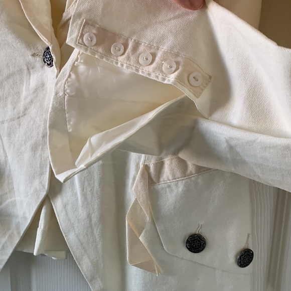 blazer jacket🤍 - Picture 3 of 6